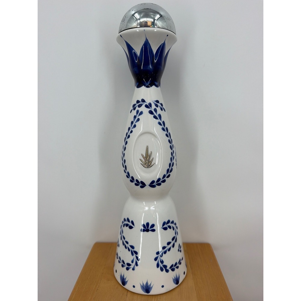 Clase Azul Reposado Tequila Empty Decanter 750ml Hand Painted Ceramic Bottle